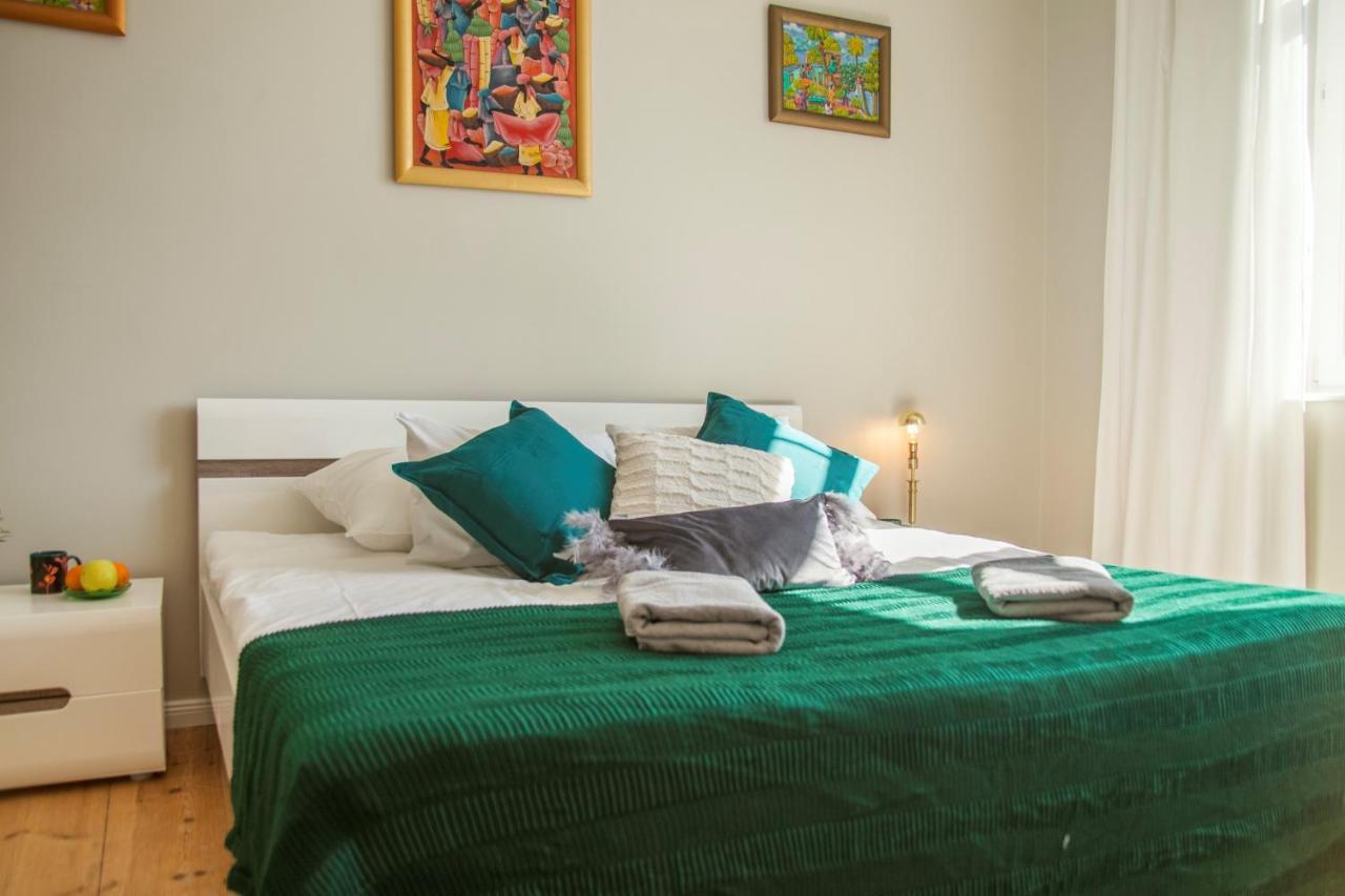 Modern Homestay